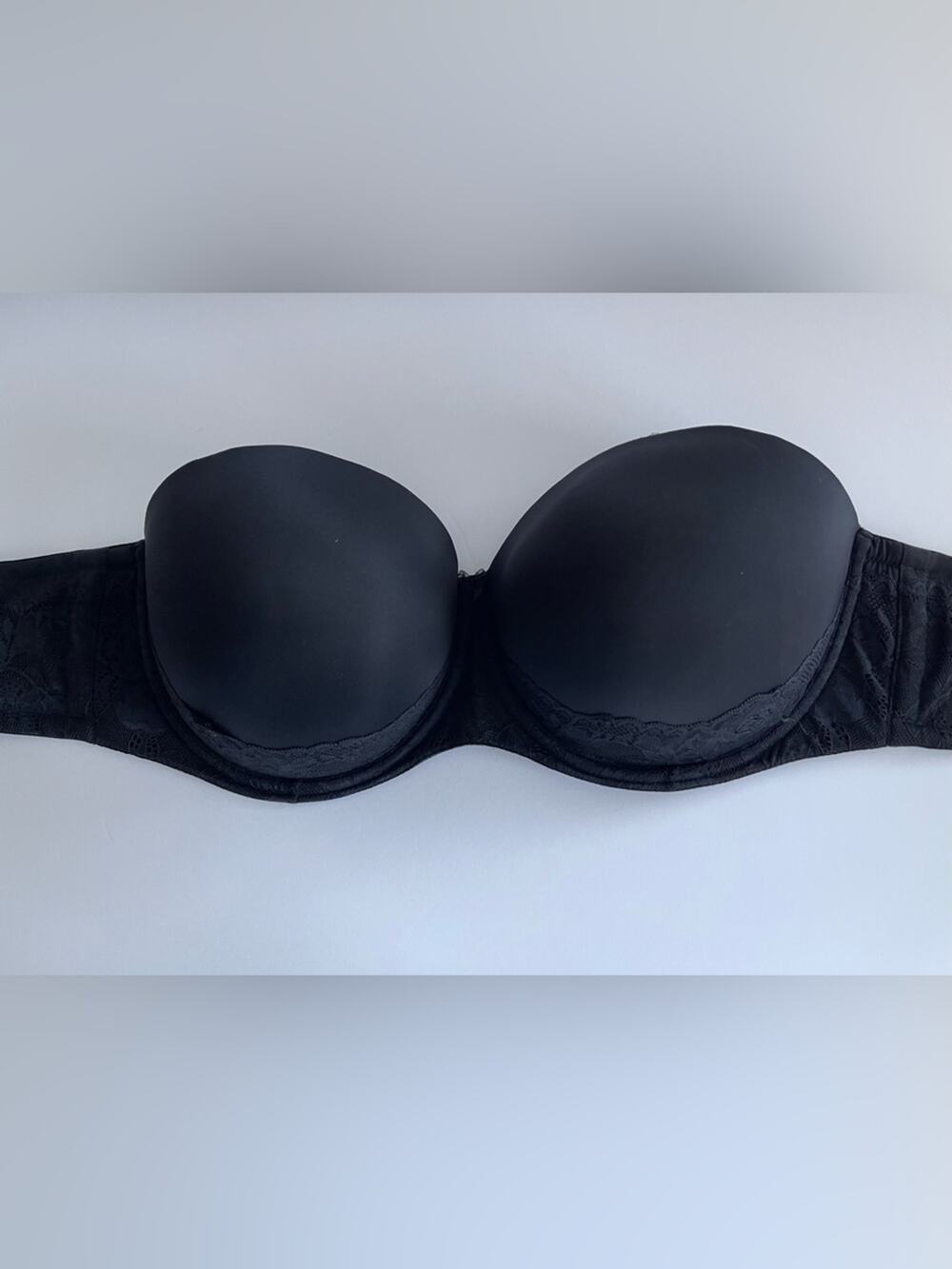 Torrid Bombshell Everyday Strapless Push-Up Smooth Bra - Size 46DDD